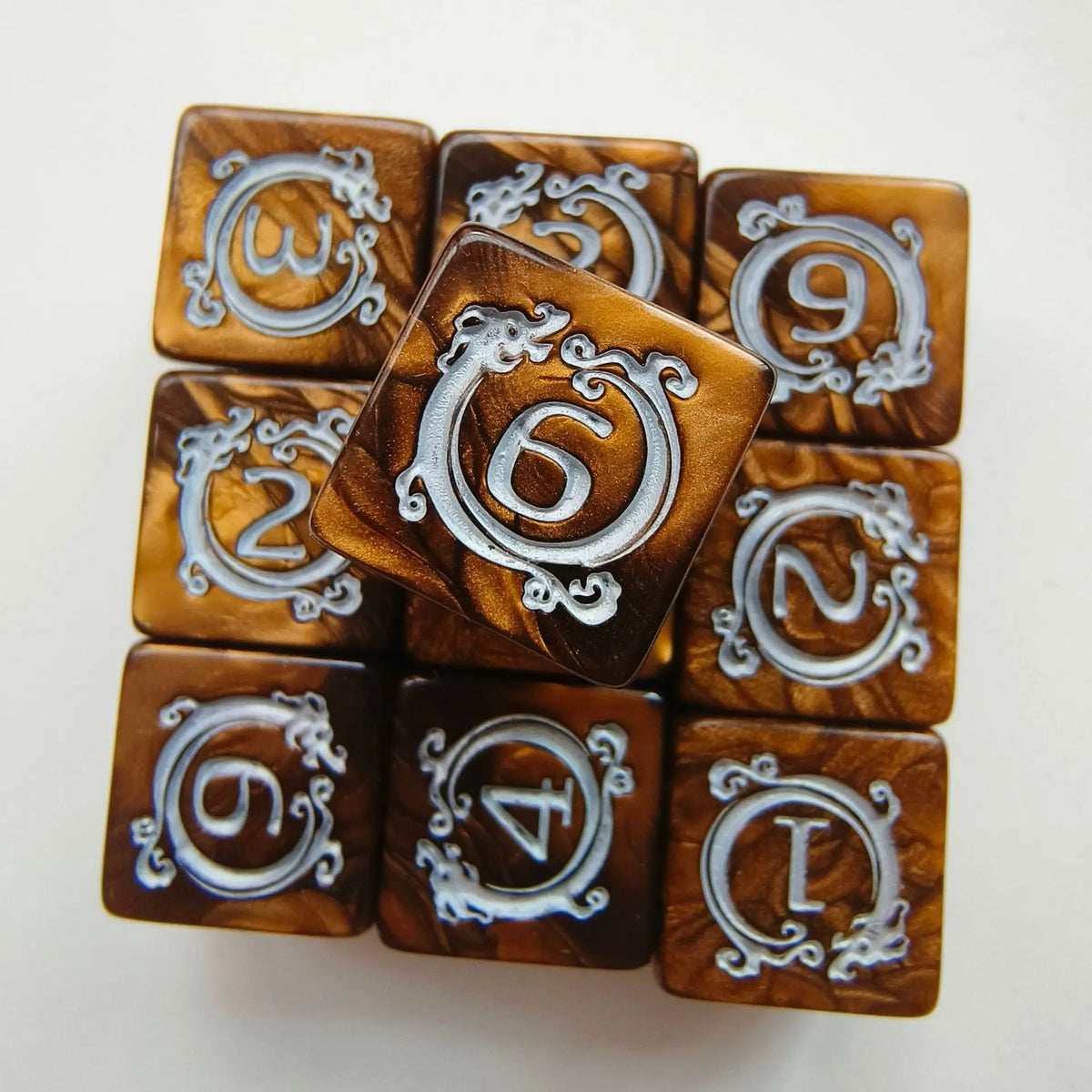 Gold dragon D6 dice set