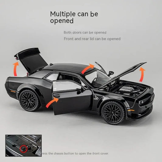 Diecast Model Car 1:32 of Dodge Challenger Hellcat