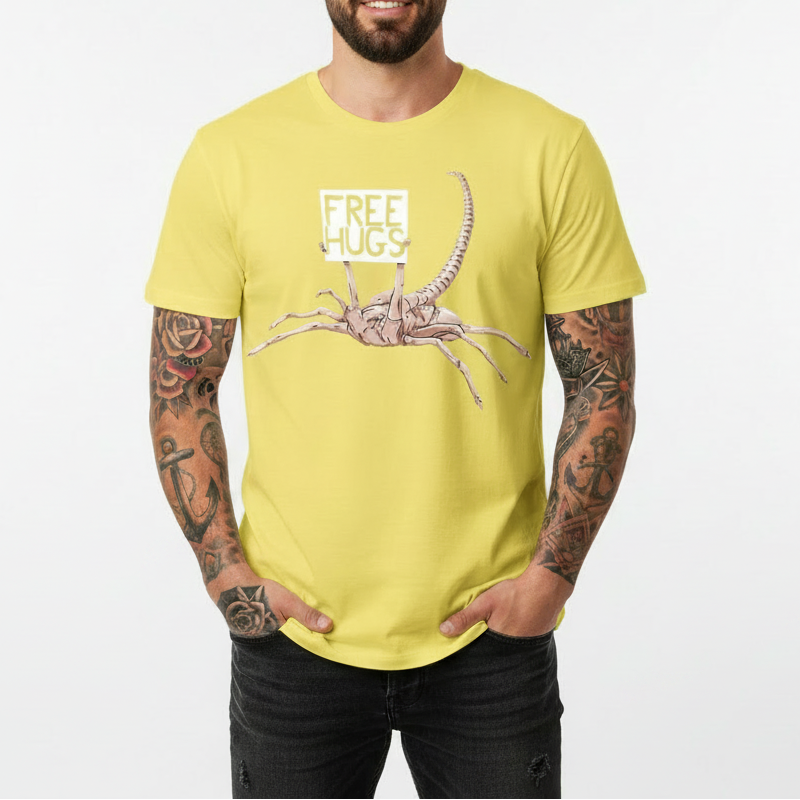 Free Hugs Alien Funny Men's Graphic Tee