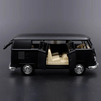 Diecast Model Car 1:32 of Volkswagen T1 Transporter Bus