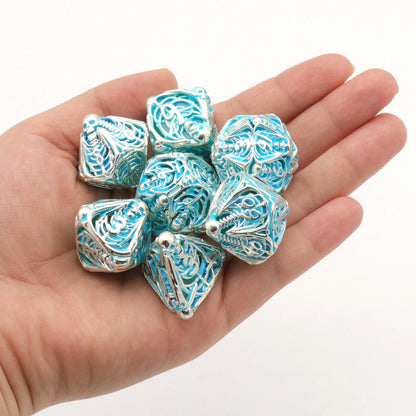 Skulls Glow in the Dark Metal Dice Set